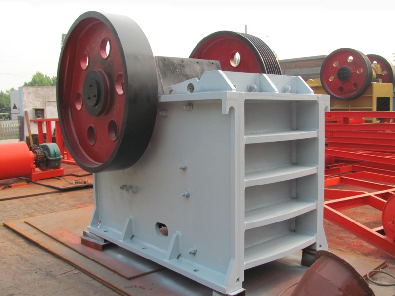 SD德版顎式破碎機.jpg SD德版顎式破碎機.jpg